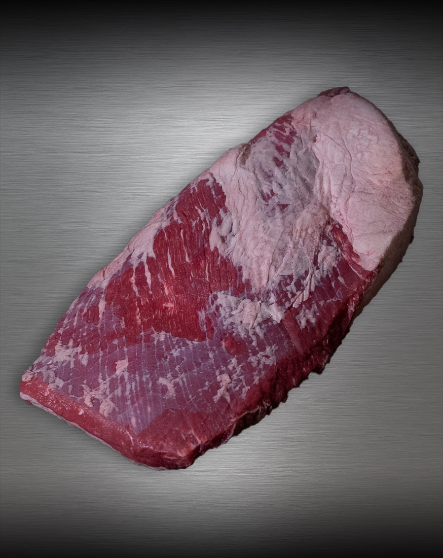 Beef Brisket Argentinien roh auf Metall – Premium BBQ Cut Beef Brisket Argentinien roh auf Metall – zarte argentinische Rinderbrust für BBQ