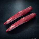 Zartes Lammfilet aus Neuseeland auf feinem Hintergrund