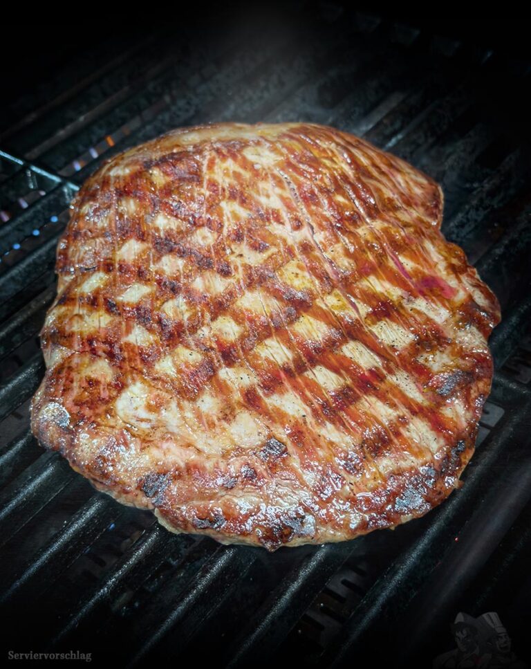 Flanksteak Creekstone Farms USA auf dem Grill zubereitet mit ausgeprägten Röstaromen