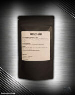 FuK Rauch & Rinde – Beef Brisket Rub in einer Schale, daneben ein saftiges Stück Rindfleisch