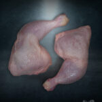 Prignitzer Hähnchenkeule aus Deutschland mit Haut und Knochen