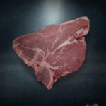 Fläminger Kalbskotelett aus der Region Berlin-Brandenburg, frisch und handwerklich geschnitten