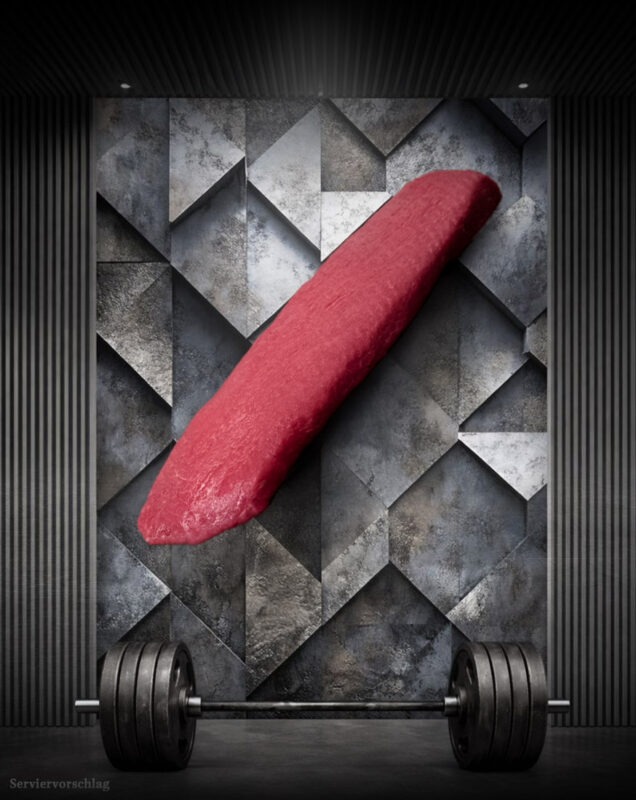 Athletes' lamb loin, raw and natural, presented as lean loin fillet from German pasture-raised lamb.