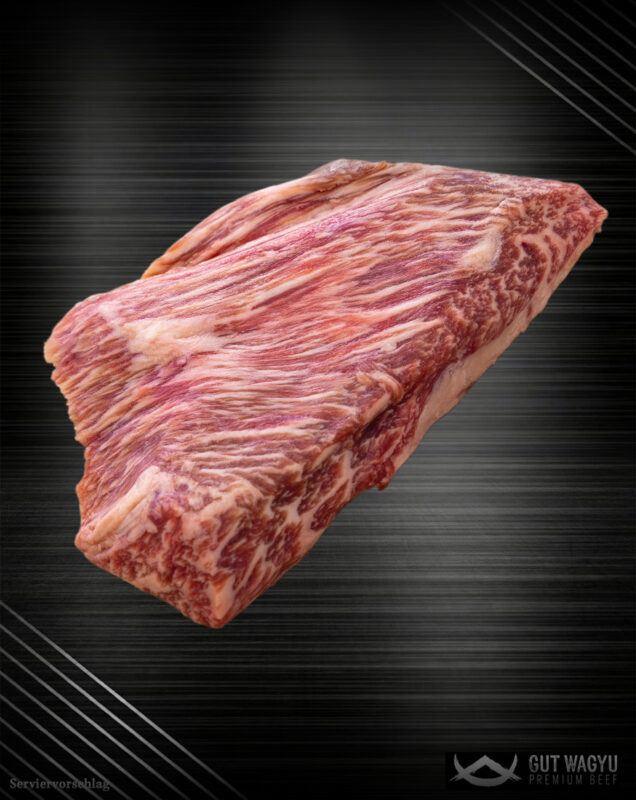 Wagyu Hüftsteak aus Deutschland mit feiner Marmorierung auf edlem Hintergrund