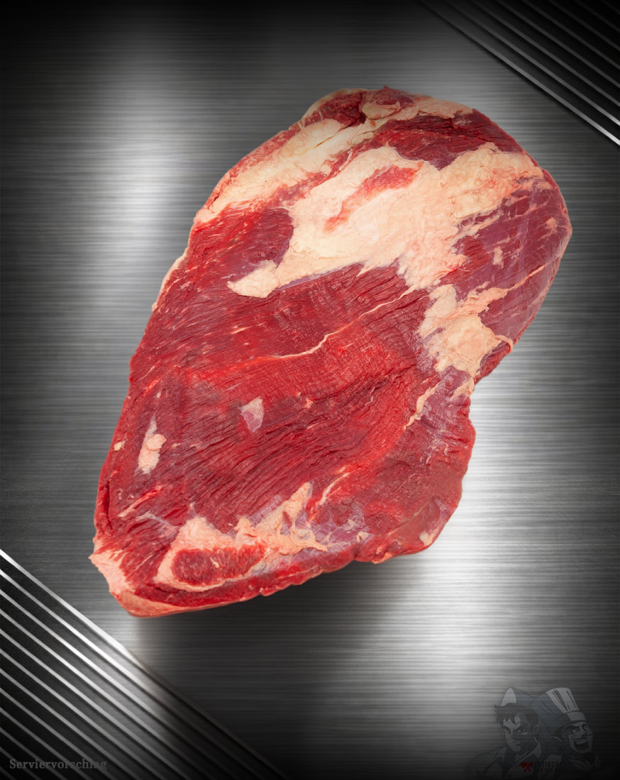 Beef Brisket Färse aus Pommern Rinderbrust Rohes Beef Brisket Färse aus Pommern mit natürlicher Fettauflage auf neutralem Hintergrund