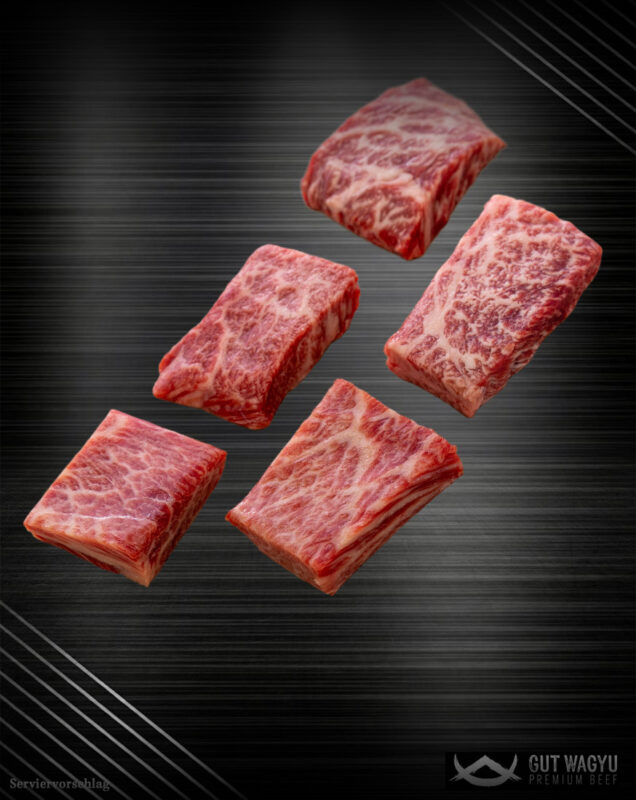 Wagyu Japanese Cut aus Deutschland mit feiner Marmorierung auf edlem Untergrund